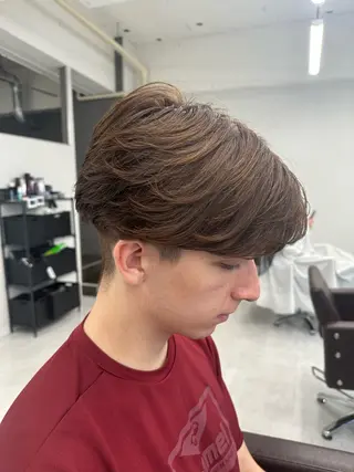 メンズ ニュアンス/フェザー /ウルフ/伶馬のヘアスタイル