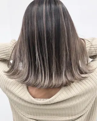 ミディアム カラー 🦄インナーカラー 🦄貫井彩花のヘアスタイル