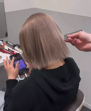 ミディアム カラー 🦋レイヤーカット ミドリカワ🦋のヘアスタイル