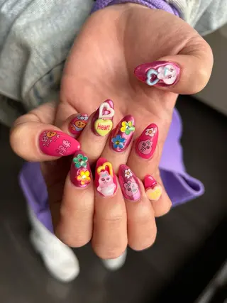 ネイル ✴︎ Delightのネイルデザイン