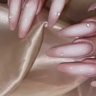 ネイル la vie  Luire所属・la vie Luire ｱｽｶのネイルデザイン