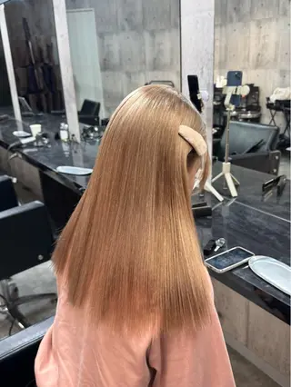 セミロング カラー 心斎橋ハイトーン特化 midori🍀のヘアスタイル