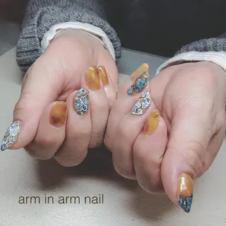 ネイル arm in arm ︎✿Yamamotoのマツエク・マツパデザイン