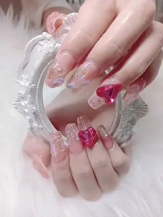 ネイル Hanaai Salon新宿店のネイルデザイン