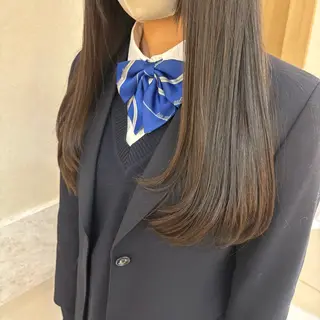 ロング Iris by artina 武蔵小杉店【イリス バイ アルティナ】所属・🎼レイヤー/顔周り カット/nene♬のヘアスタイル