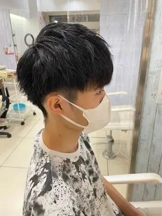 ショート メンズ パーマ特化美容師 🔥Yoshiyaのヘアスタイル