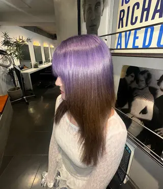 ロング カラー ヤマダ アオイのヘアスタイル