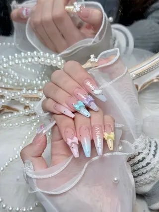 ネイル Julli ジュリのネイルデザイン