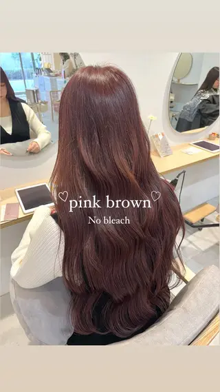 カラー 山口 愛結のヘアスタイル