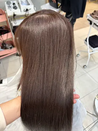 ロング 鈴木 彩莉のヘアスタイル