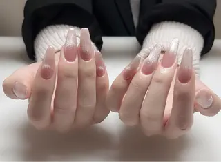 ネイル KARI ネイルサロンのネイルデザイン