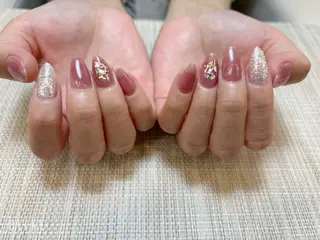 ネイル 上野ネイルサロン AILEのネイルデザイン