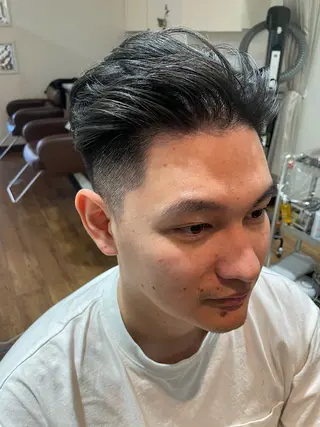 ショート 絹村 健人のヘアスタイル