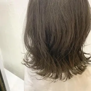 ミディアム lico 新札幌所属・Lilly リリィのヘアスタイル