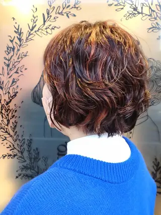 ショート パーマ カラー 大槻 百合子のヘアスタイル