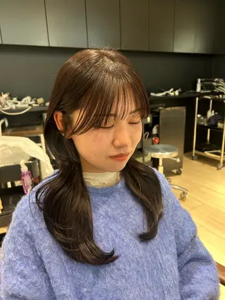 ロング 🎀大竹美侑／顔まわ りカット／レイヤーのヘアスタイル