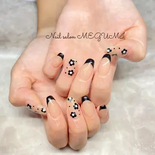ネイル Nail salon MEGUMIのネイルデザイン