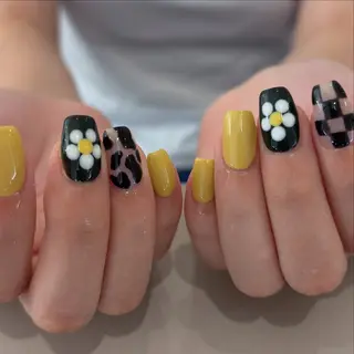 ネイル Yarm As Etel.のネイルデザイン