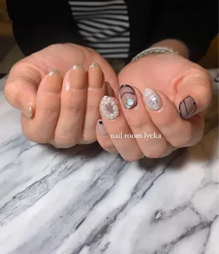 ネイル ﾈｲﾙﾙｰﾑﾘｯｶ 𝐦𝐚𝐲𝐮のネイルデザイン