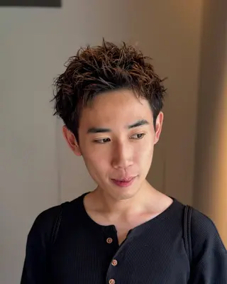 ショート メンズ スパイキーショート 大人パーマ 丸山のヘアスタイル