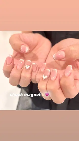 ネイル 🎀チーク/ちゅるん 🫧chisa🎀のネイルデザイン