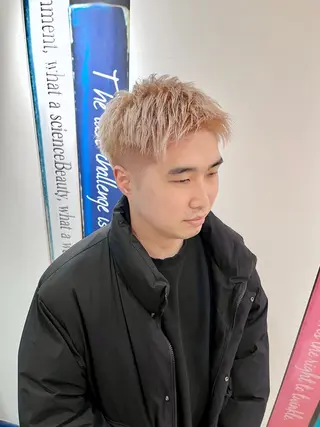 ショート カラー メンズ 橋本 琉磨のヘアスタイル