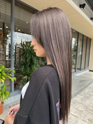 ロング cyan所属・cyan Amiのヘアスタイル