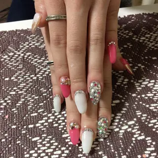 ネイル 藤 あやのネイルデザイン