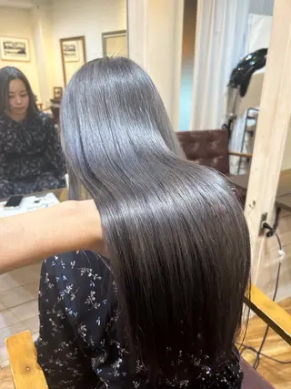 ロング カラー Cecil hair なんば店のヘアスタイル