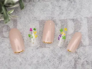 ネイル トップネイリスト Ribbon立川店のネイルデザイン