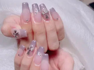 ネイル KARI ネイルサロンのネイルデザイン