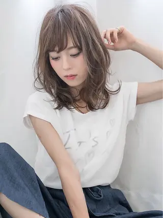 セミロング ✨ブリーチなし透明感 ✨カラー💍Yuriのヘアスタイル