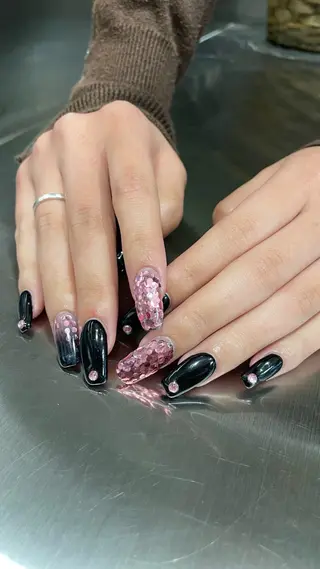 ネイル クルミ/ 💕ワンホンネイルのネイルデザイン