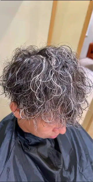 ショート カラー メンズ メンズパーマ特化型 ✂️Yusuke✂️のヘアスタイル