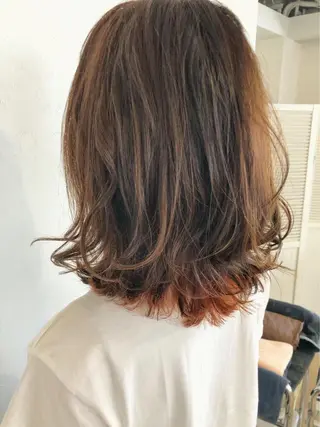 カラー 伊藤 かなのヘアスタイル
