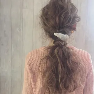 ロング カラー パーマ ヘアアレンジ キッズ ネイル マツエク・マツパ premier modelsのヘアスタイル