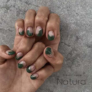 ネイル マツエク・マツパ アイブロウ beautyroom Naturaのネイルデザイン