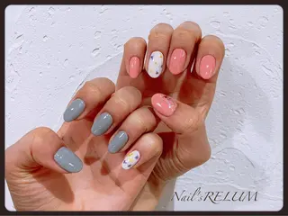 ネイル THECOLORS所属・近貞 莉奈のネイルデザイン