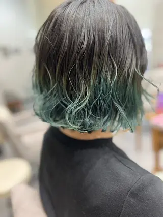 ミディアム カラー 福島 雪華のヘアスタイル