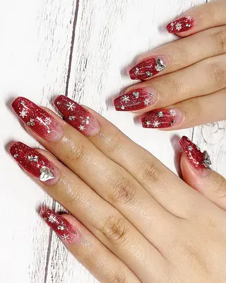 ロング ネイル リラネイル Aikenのネイルデザイン