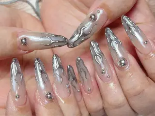 ネイル Nail Atelier IamI所属・アイアムアイ 大村磨衣のネイルデザイン