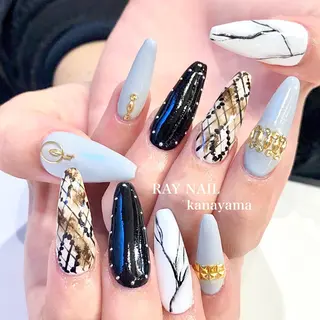 ネイル Arowa 伊田のネイルデザイン