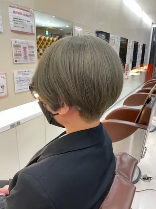 ショート 沖野 愛恵のヘアスタイル
