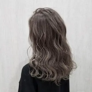 セミロング カラー 顔周りレイヤーカット 髪質改善代表西村功平のヘアスタイル