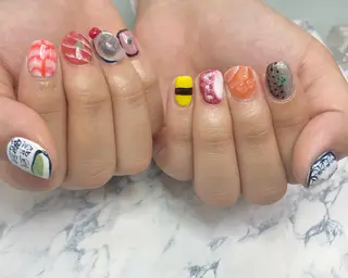 ネイル Rich to勝川店所属・村瀬 満里子のネイルデザイン