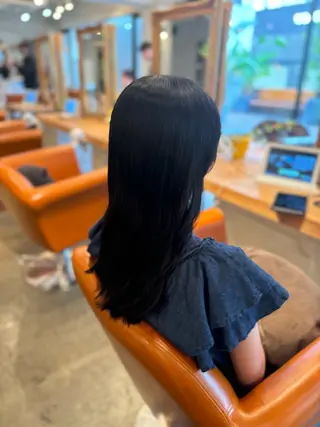 セミロング カラー 髪質改善カラー ブラウン🤎YUMEのヘアスタイル