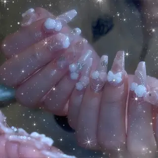 ネイル LUANA所属・LUANA ジュリのネイルデザイン