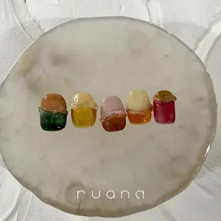 ネイル 名村 優希のネイルデザイン