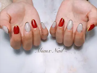 ネイル 市川 麻衣子のネイルデザイン