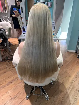 ロング カラー 🧸プルエクステ❤︎ ネイルKAO🧸のヘアスタイル